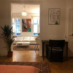 Cosy 2 50m2 Parisian Classic Flat - Passy, 16th Arrondissement, Near Eiffel Tower Paris