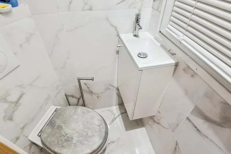 511 Suite Tour - Superb Apartment In Paris France